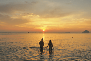 GirlsTravelling_Meet People Online And Travel Together!